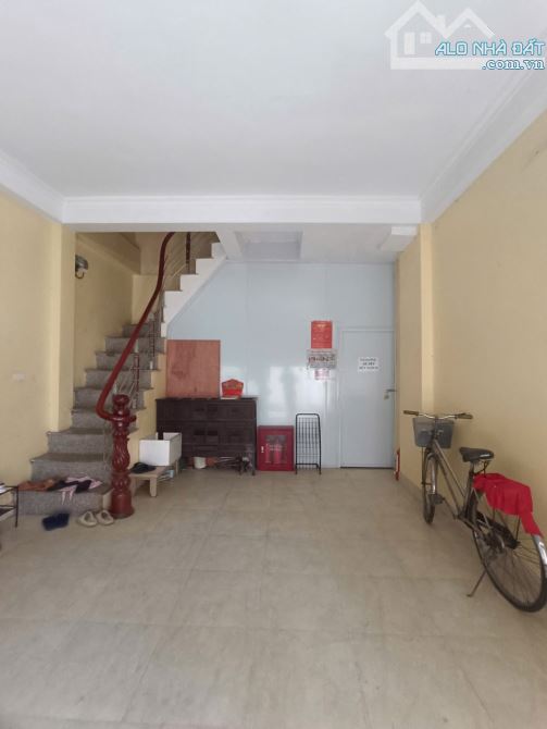 Bán nhà Cầu Diễn, Bắc Từ Liêm, 46m2, 4 tầng, mặt tiền 4.5m, giá 11.3 tỷ