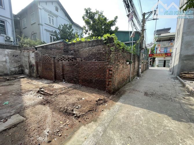 Bán đất thạch bàn, 45m2 đường oto, vị trí đẹp