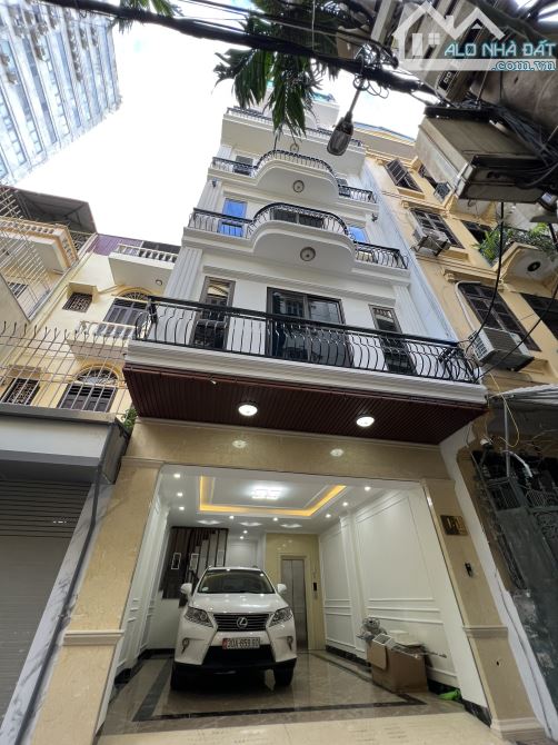 Cực Hiếm! Mặt Phố Đội Nhân.Vĩnh Phúc.Ba Đình.DT 45M x 7T Thang Máy Mới.Giá 17,7 tỷ.