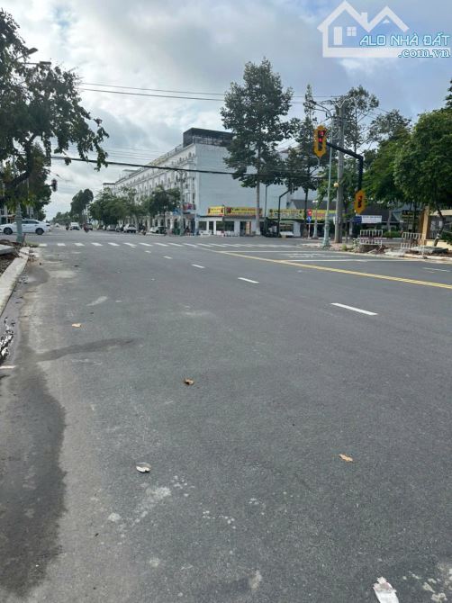 Cần bán đất mặt tiền Trường Chinh Mới, Phường 3 Tây Ninh