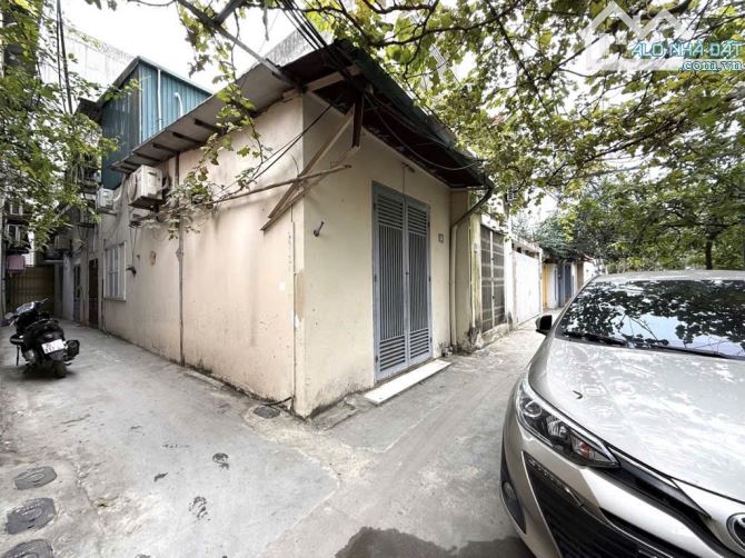Bán đất Thụy Phương 45m2, mặt tiền rộng, cách 1 nhà ra ô tô, xây ở cực đẹp giá 6,8 tỷ