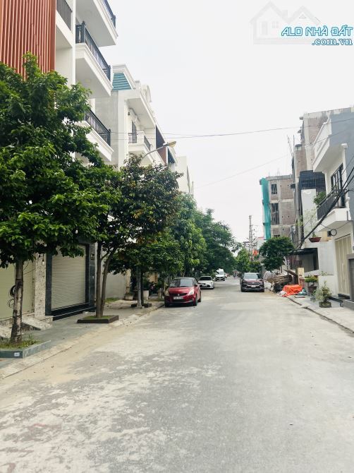 Ms Linh-Bán lô góc 2 mặt tiền khu đô thị mới sau Sở Tài Chính Sở Dầu, Hồng Bàng, Hải Phòng