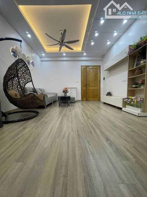 Bán CC 2PN, 2WC tại CT4 KĐT Xa La, Phúc La, full nội thất, Hà Nội, DT 70m2, giá 3xy tỷ