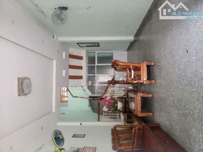 Bán nhà 3 tầng đường thạnh Lộc 37 phường thạnh Lộc quận 12