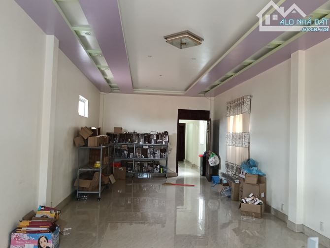 HẠ GIÁ SẬP SÀN ĐỂ BÁN NHANH CĂN NHÀ 3 TẦNG MẶT ĐƯỜNG 351 .