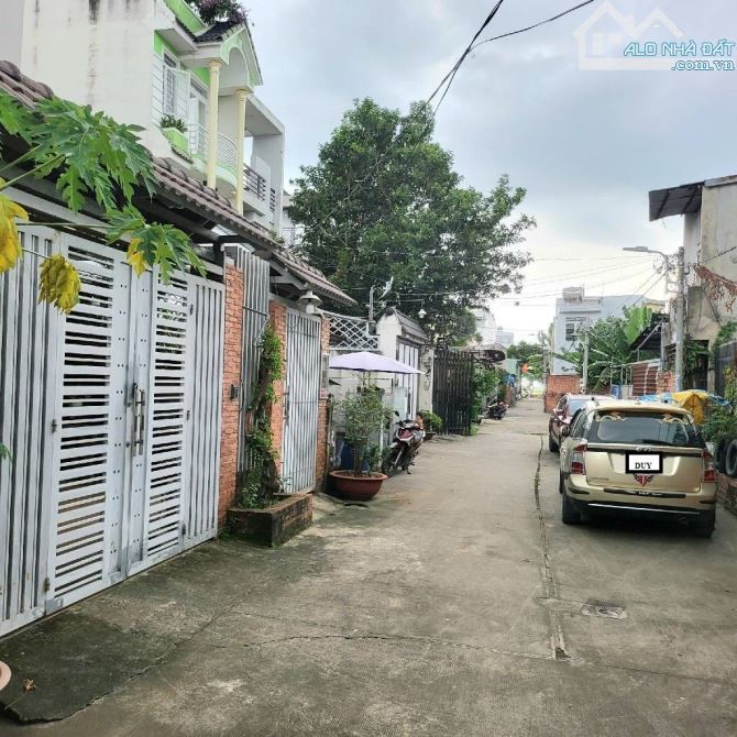 Hxh - Nhà đẹp - kiên cố - 3 tầng – 1 sẹc Lê Văn Thịnh – gần Chợ Cây Xoài - 9.6tỷ