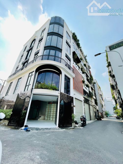 Bán nhà góc 2 mặt tiền hẻm xe hơi Phạm Văn Hai P3 Tân Bình 4.8x28m ,130m2 Giá chỉ 12.2 tỷ