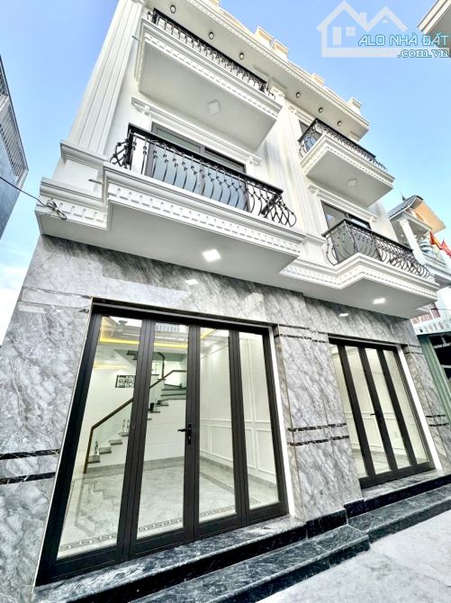 Đằng Hải - Trần Hoàn - Ô tô đỗ cửa - 3 Tỷ 950
