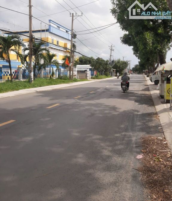 💎 Bán 895m2 đất (có 100mv thổ) xây nhà vườn đường xe hơi Gò Lức xã Tân Đông, Gò Công Đông