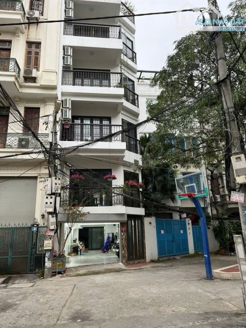 Phân Lô phố Kim Mã. ngõ thông Ô tô tránh, Kinh Doanh. 70m*6 tầng thang máy, Mt 6.1m, 26 tỷ