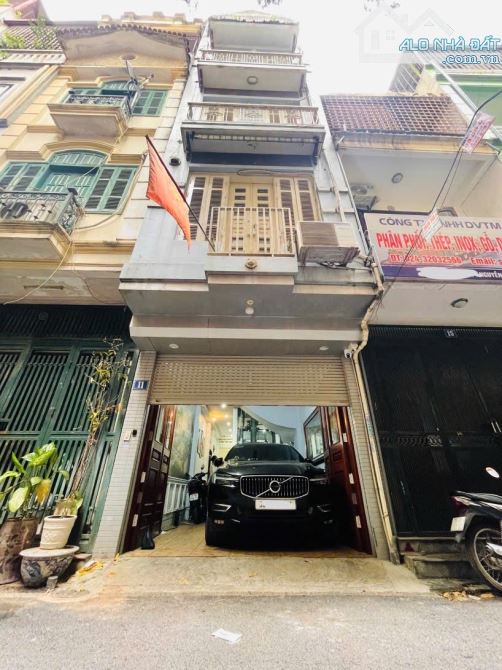 Bán nhà Phố Nguyễn Chí Thanh 42m2, gara ô tô, nhà phân lô ngõ ô tô rộng thoáng 2 mặt trước