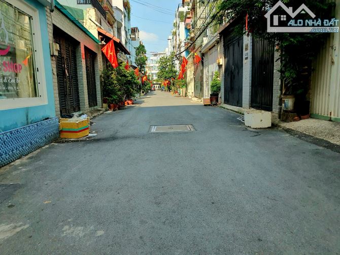 5 Tầng 50m2 – 5PN – Sổ Vuông A4 Hoàn Công – HXH Thích Quảng Đức – Nhỉnh 11💰TL