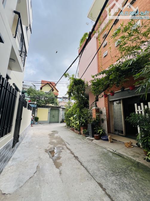 BAN ĐẤT 56M2 P. PHÚ THUẬN NGAY KDC HIỆN HỮU NHỈNH 3ty