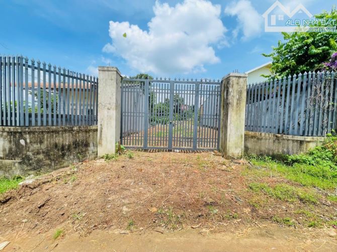 💥Đất TC 10*30m,hẻm 427 Ymoan,rất gần đg chính ymoan