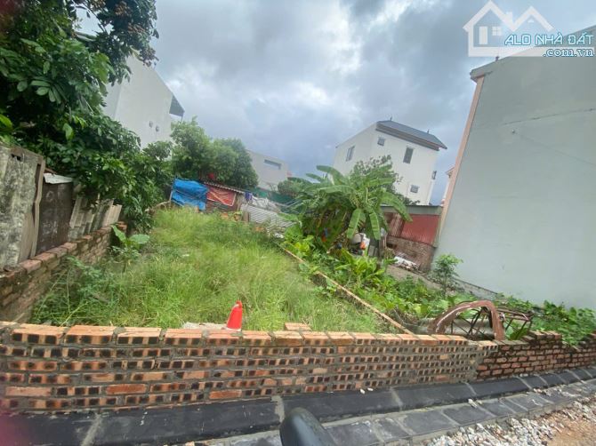 Bán Đất Đông Hội - Đông Anh - 50m -Ô tô tránh 3 gác- nhỉnh 5 tỷ( TL)