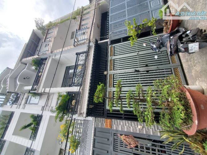Bán Nhà Riêng 4PN, 3WC, 55m2, 6,7 tỷ, Lê Văn Quới, Bình Trị Đông, Bình Tân, HCM, giá tốt!