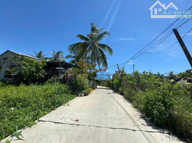 Hoàn toàn đất ở lên đến 2222m mặt tiền đường DX17 Cẩm Thanh Hội An View Dừa Sông