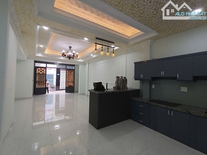 Nhà 70m2 Nguyễn Văn Khối Gò Vấp sổ hồng riêng pháp lý chuẩn nhỉnh 5 tỷ