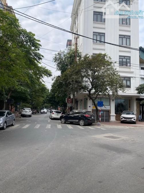 NHÀ ĐẸP QUANG TRUNG, 62M2, 6 TẦNG, GARA ÔTÔ, VỈA HÈ, KINH DOANH SẦM UẤT NGÀY ĐÊM; 14.X Tỷ