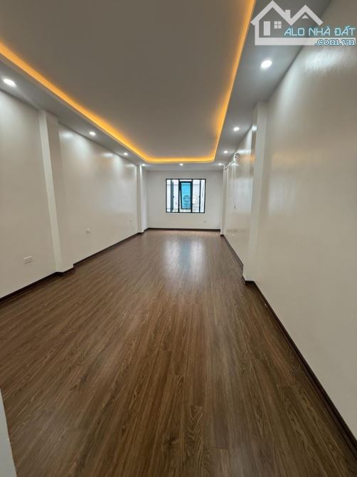 Bán nhà Lạc Trung 46m2, 6T thang máy phân lô, oto 4c đỗ cửa, kd văn phòng. Giá 14.8 tỷ