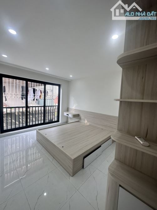 🌟 NHÀ ĐẸP KẺ TẠNH, LONG BIÊN 30M2/5 TẦNG/5.8 TỶ - BA BƯỚC RA Ô TÔ,GẦN TRƯỜNG QT,CV 🌟 - 10