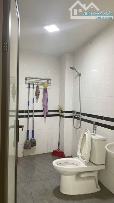 cho thuê văn phòng, mbkd tại 166 ngõ 8 Lê Quang Đạo,phú đô,Nam Từ Liêm 120m chỉ 10- 12.5tr - 11