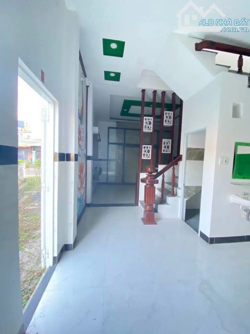 Bán nhà 1 mê mặt tiền đg trần đại nghĩa dt 42m2 ngang 4,5m giá 1ty750 - 1