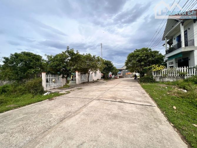 📣 Bán đất KQH Nguyễn Khoa Văn. Phú Bài. 🔻Vị trí: khu biệt thự Nguyễn Khoa Văn.Gần trường - 1