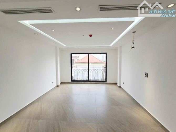 Phân Lô Xây Mới Trung Tâm Hoàng Quốc Việt - DT 65m2 × 7Tầng Thang Máy Vừa Ở Vừa Kinh doanh - 1