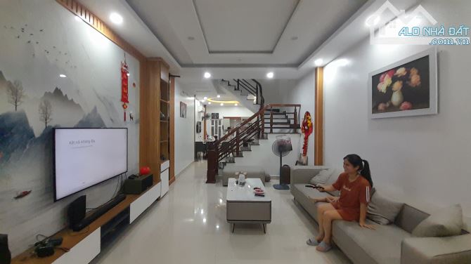 Bán Nhà Hoàng Ngọc Phách, Kênh Dương, Lê Chân , HP. 7,5 tỷ, 84m2, 4 tầng, đường 7m - 1