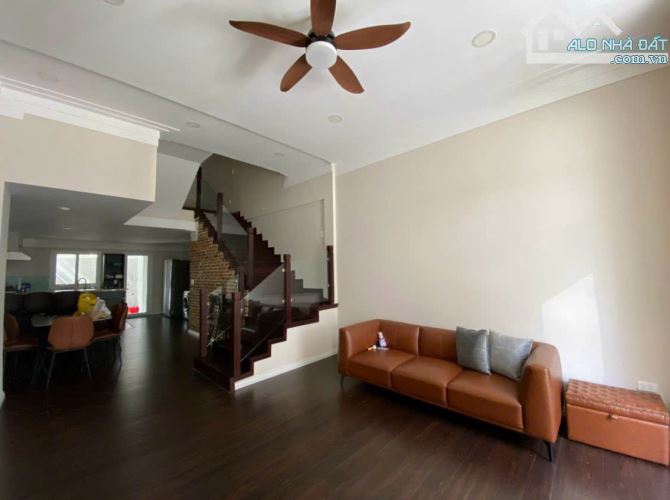 🏡 Nhà đẹp, giá rẻ, 4 phòng ngủ, bên cạnh trường Đại học Đà Lạt - 1