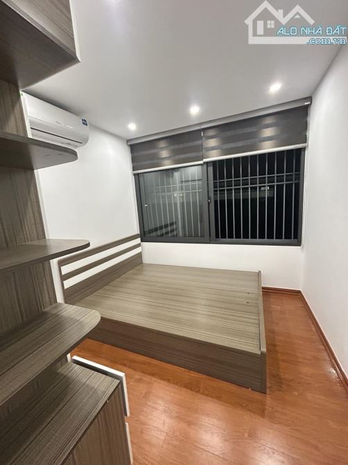 Bán căn tập thể phố Tây Sơn tầng 3 - 3PN - 2WC - full nội thất thoáng trước sau ở ngay - 1