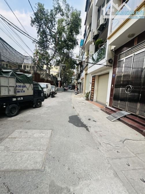 Nhà vị trí siêu đẹp tại Quận Ba Đình, Trung tâm của TP Hà Nội - 1