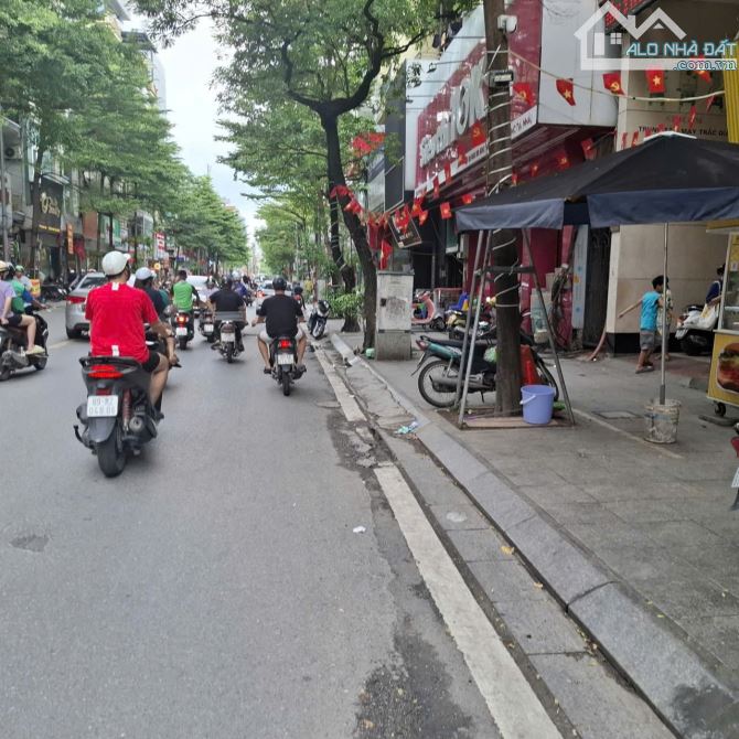 Bán nhà mặt phố Khâm Thiên, Đống Đa, Kinh doanh đỉnh cao, vỉa hè,ô tô, nhỉnh 8 tỷ. - 1