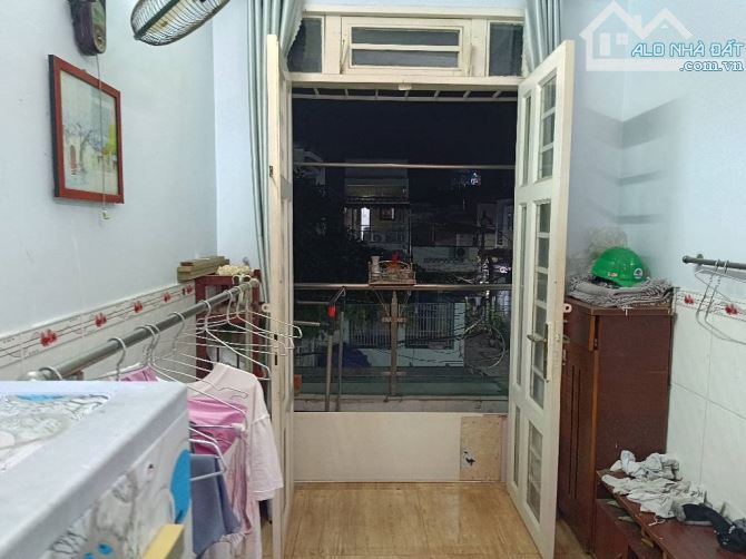 NHÀ ĐẸP 3 TẦNG 65M2(6.4X10)-HẺM 4M-LÒ GỐM-GIÁ 6.1 TỶ - 1