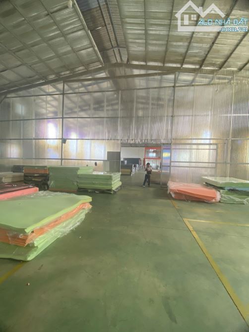 XB050- Bán xưởng 3100m2 ngay Thống Nhất, Đồng Nai. Xưởng đã vận hành tốt - 1