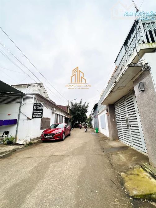 BÁN LÔ ĐẤT HẺM 23 NGUYỄN KHUYẾN - BÊN CẠNH TP CAFE. DT 5,2x18,8m (TC 100%) HƯỚNG ĐÔNG BẮC. - 1