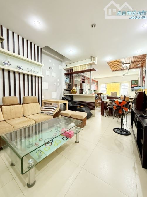 Siêu phẩm Nguyễn Kim, Q10 – 88m2, 6 tầng, 8 phòng – HXH, gần chợ.  Chỉ 22.8 tỷ - 1