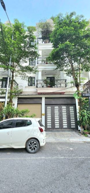 Biệt thự liền kề, khu đô thị Rose Town 79 Ngọc Hồi - 1
