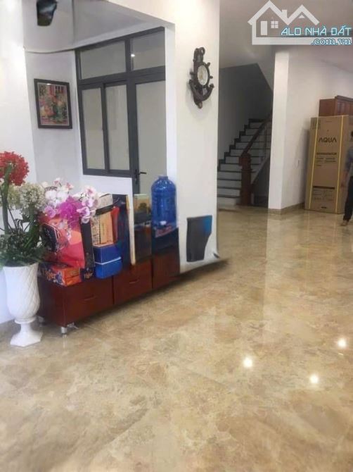 Biệt thự  cho thuê 8X20 14,5tr khu yên tĩnh giá nhẹ, P Trường Thạnh, TP Thủ Đức - 1