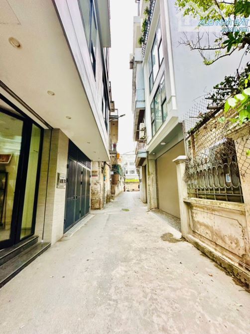 Bán đất Xuân Diệu - Tây Hồ 120m2, Mt 8,3m, giá 32 tỷ. - 1