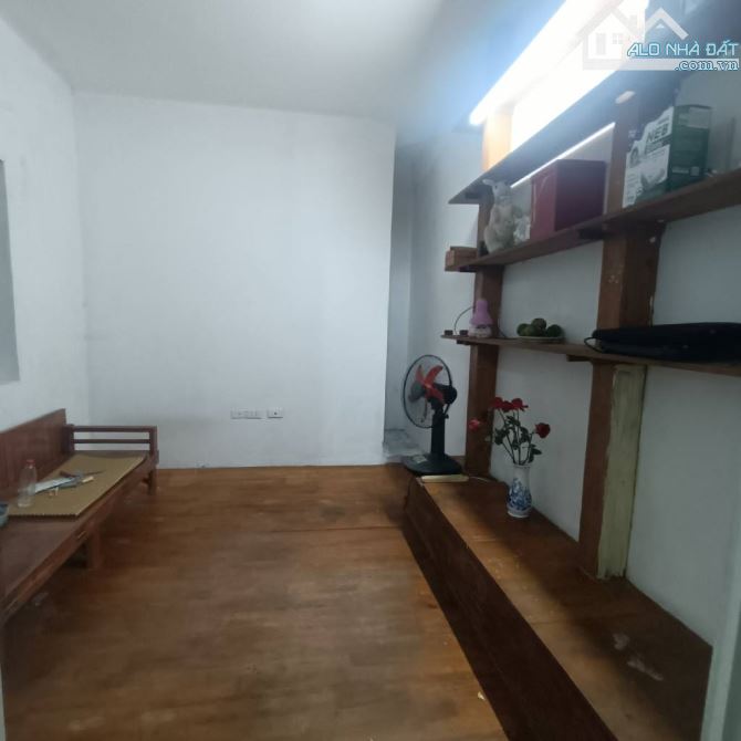 NGÕ NÔNG RỘNG, Ô TÔ ĐỖ CỬA, TẬP THỂ 3 TẦNG, TRUNG TÂM QUẬN HBT, 2 PHÚT LÊN PHỐ CỔ, VỀ CHỈ - 1