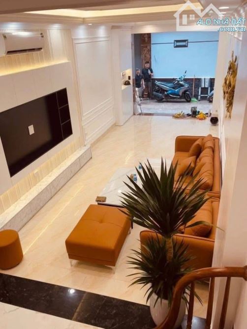Nhà nhỏ 35m2, lô góc, ngõ 3m kinh doanh phố Kim Giang! NHỈNH 6.X TỶ. - 1