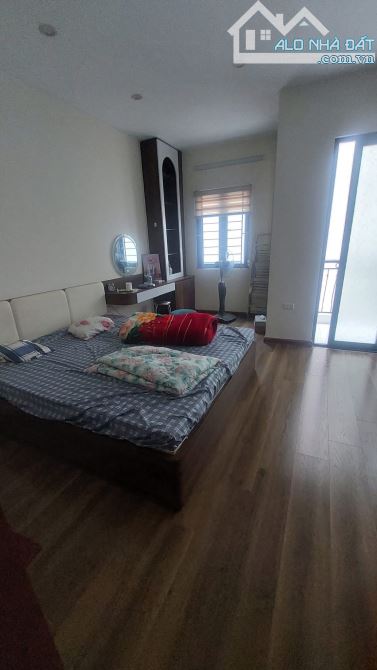 🏠 GỐC ĐỀ – 36m² x 5 TẦNG – GIÁ 7 TỶ – NHÀ ĐẸP Ở LUÔN – GẦN CHỢ – NGÕ RỘNG THÔNG THOÁNG - 1