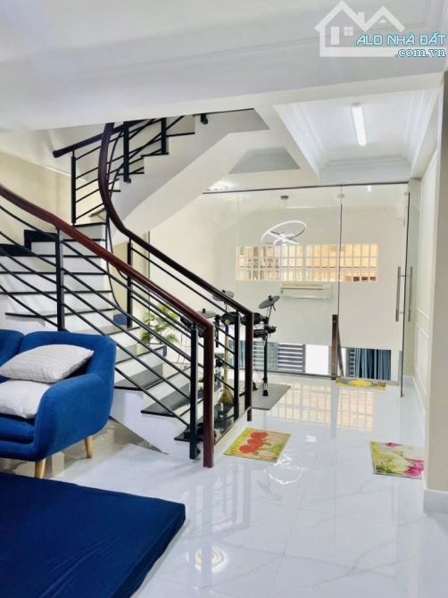 Bán nhà HXH, Trịnh Đình Trọng, Tân Phú, 5 tầng, 50m2, đẹp long lanh, giá 8.16 tỷ TL - 1