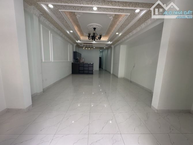 Nhà 70m2 Nguyễn Văn Khối Gò Vấp sổ hồng riêng pháp lý chuẩn nhỉnh 5 tỷ - 1