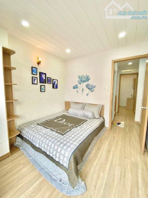 Bán nhà đường Bùi Quang Là, 2 tầng 60m2, hẻm 4m, Giá 4 tỷ 9 có thương lượng - 1