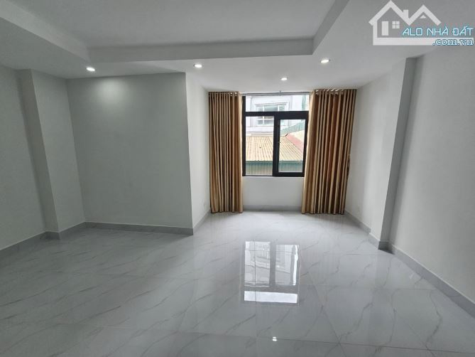 NHÀ ĐẸP - GIÁ RẺ - DT RỘNG - TT ĐỐNG ĐA - TIỆN ÍCH ĐỦ ĐẦY - TẶNG NỘI THẤT - 9.3 TỶ - 1