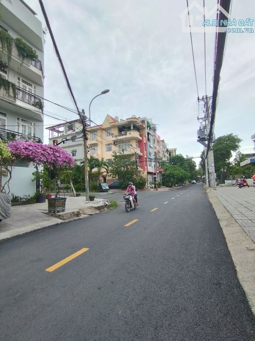Hàng hiếm Mt Số Linh Đông sát Phạm Văn Đồng_163m-3tag(9x18,2)4pn thu 30tr/t,Gấp bán,13T98 - 1