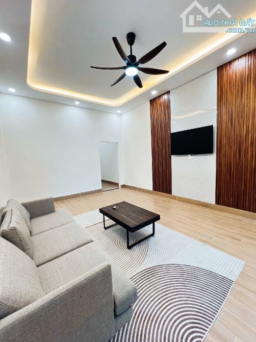 DUY NHẤT 1 CĂN. NHÀ MỚI XÂY  2 TẦNG, 88M2 , SỔ HỒNG RIÊNG, ĐƯỜNG XE TẢI, NGÃ TƯ CHỢ CẦU, Q - 1
